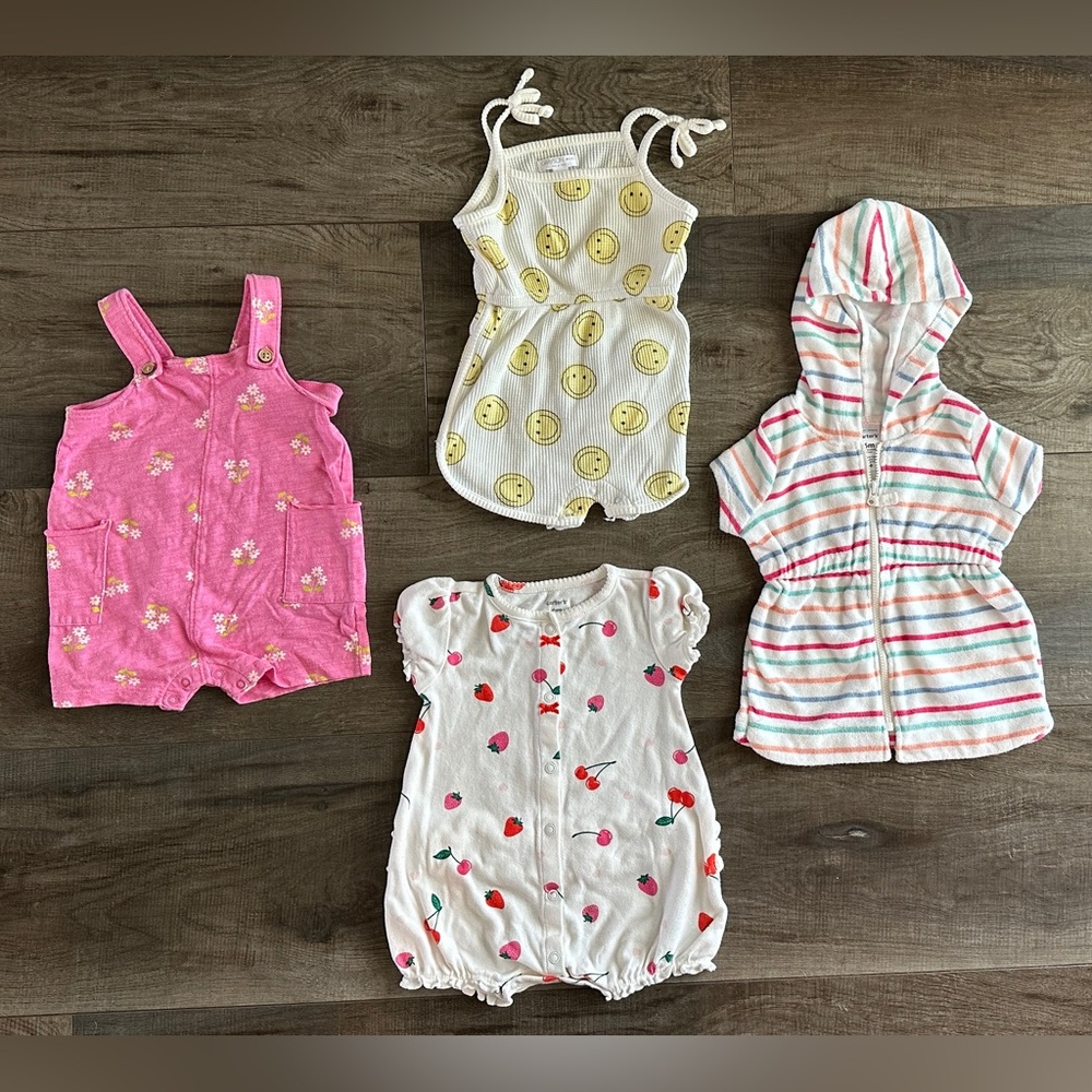 SOLD!! Adorable Baby Romper and Hoodie Set
